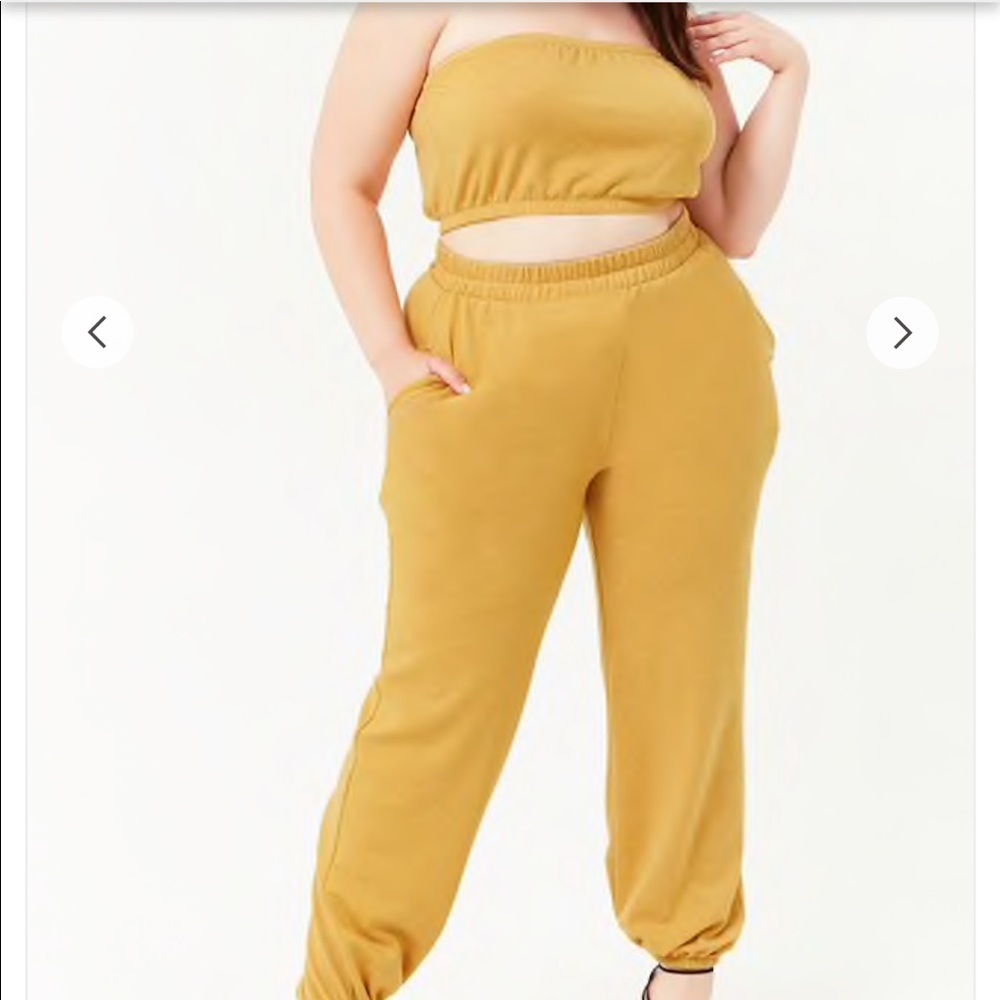 Two Piece Bandeau and Sweatpants Set SIZE XXXL